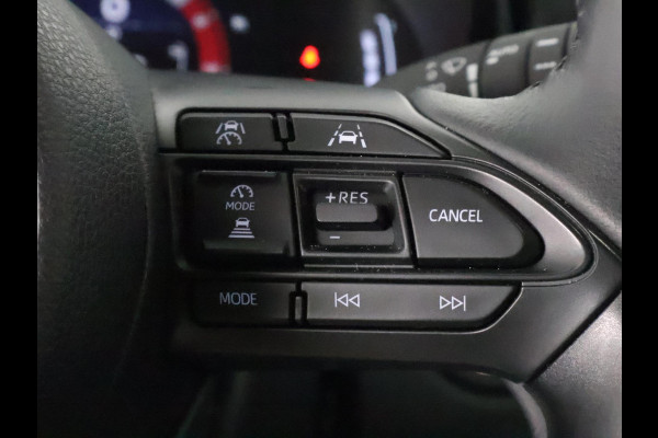 Toyota Yaris Cross Hybrid 115 Dynamic Sport Bi-Tone | Stuur- & Stoelverwarming | Apple Carplay & AndroidAUTO | Camera