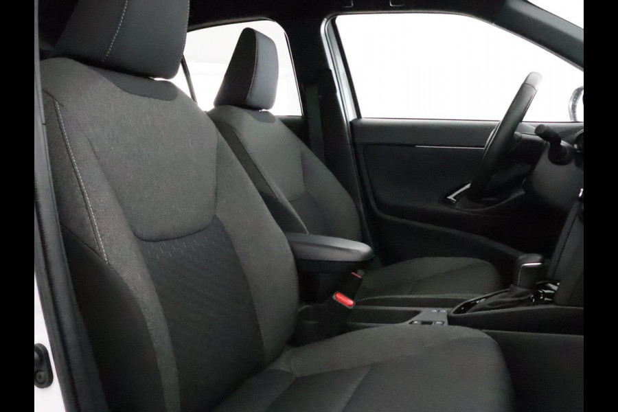 Toyota Yaris Cross Hybrid 115 Dynamic Sport Bi-Tone | Stuur- & Stoelverwarming | Apple Carplay & AndroidAUTO | Camera
