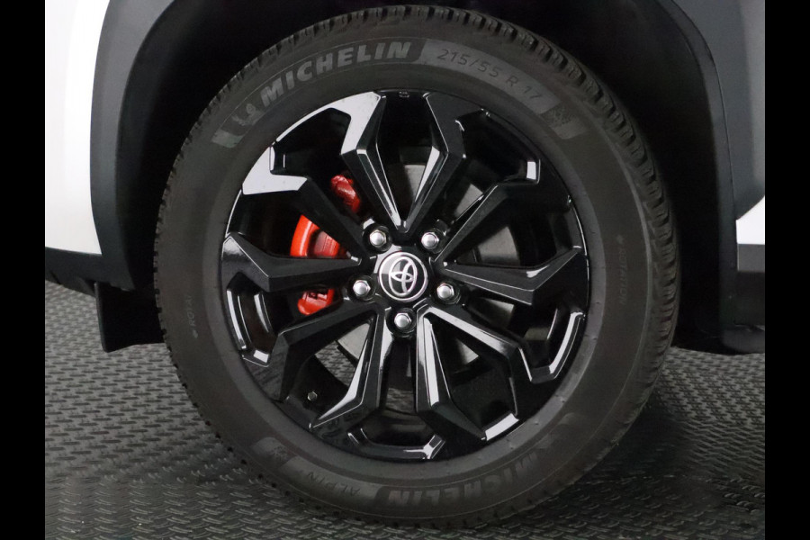 Toyota Yaris Cross Hybrid 115 Dynamic Sport Bi-Tone | Stuur- & Stoelverwarming | Apple Carplay & AndroidAUTO | Camera