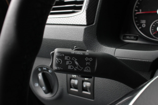 Volkswagen Caddy 2.0 TDI 185PK JB- EDITION / FULL BLACK / SCHROEFSET / LEDEREN BEKLEDING / NIEUWSTAAT / ELEK- PAKKET / MAXTON PACK
