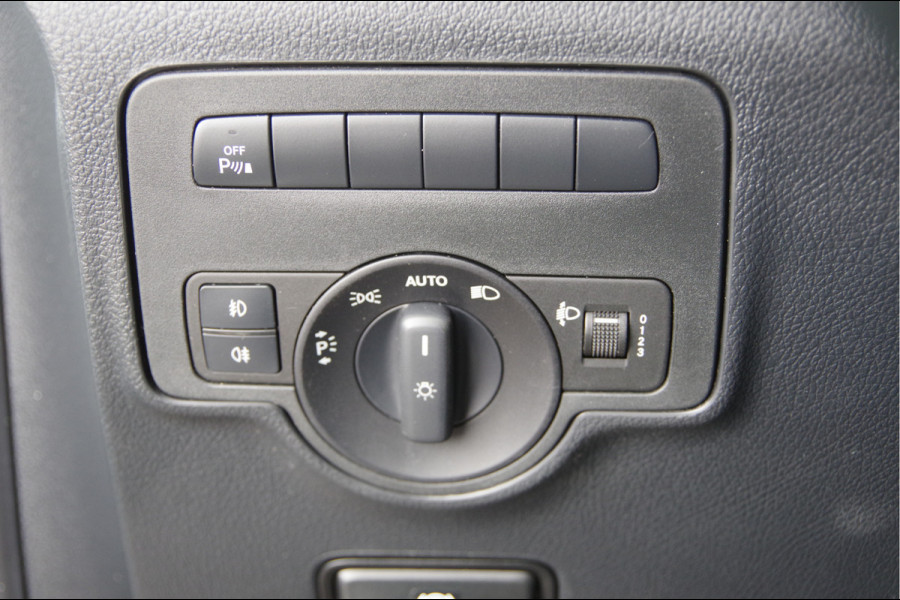 Mercedes-Benz Vito 119 CDI Lang AUT. NAP! TREKHAAK, LEDER, CAMERA, CRUISE, CLIMA, PARKEERSENSOREN, NL AUTO