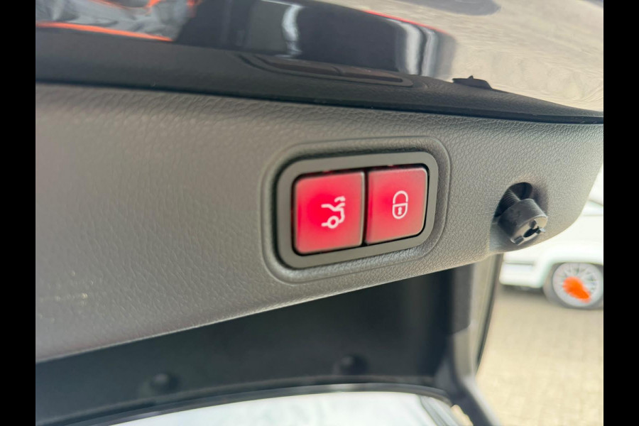 Mercedes-Benz E-Klasse AMG 63 S 4MATIC+ PANO-HUD-360-MULTI BEAM