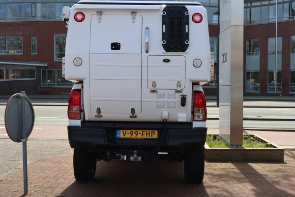 Toyota Hilux Camper 2.4 D-4D Dubbele Cabine Cool Comfort (ex.BTW) UNIEK IN NEDERLAND!