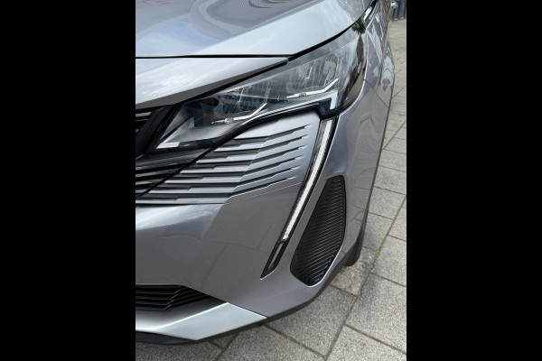 Peugeot 3008 1.2 PureTech Active Pack Business - Navigatie / Apple CarPlay I Airco I Camera & PDC I LED I Dealer onderhouden