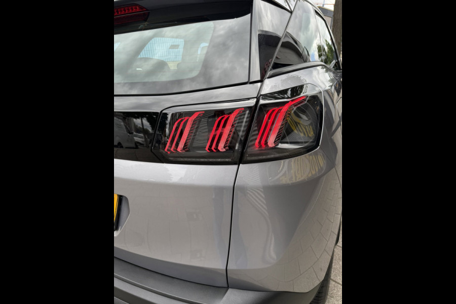 Peugeot 3008 1.2 PureTech Active Pack Business - Navigatie / Apple CarPlay I Airco I Camera & PDC I LED I Dealer onderhouden