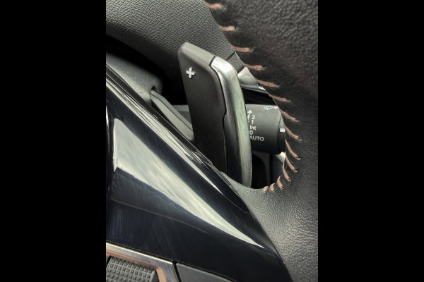 Peugeot 3008 1.2 PureTech Active Pack Business - Navigatie / Apple CarPlay I Airco I Camera & PDC I LED I Dealer onderhouden