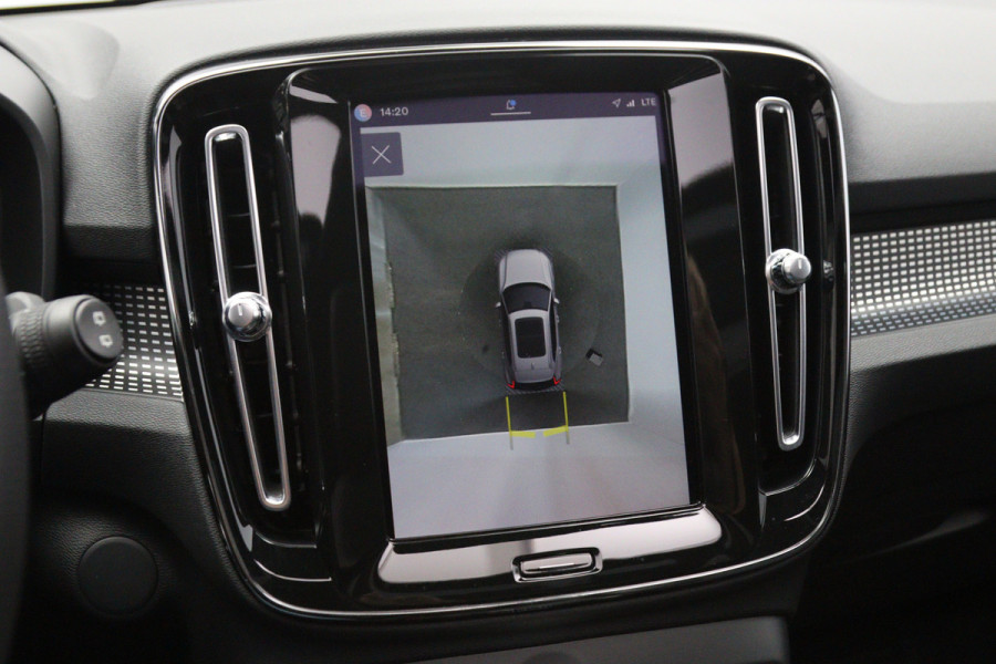 Volvo XC40 Recharge P8 AWD R-Design, SOH 92 %, Panoramadak, Leder, 4 x Stoelverwarming, H/K Sound, 360 Camera