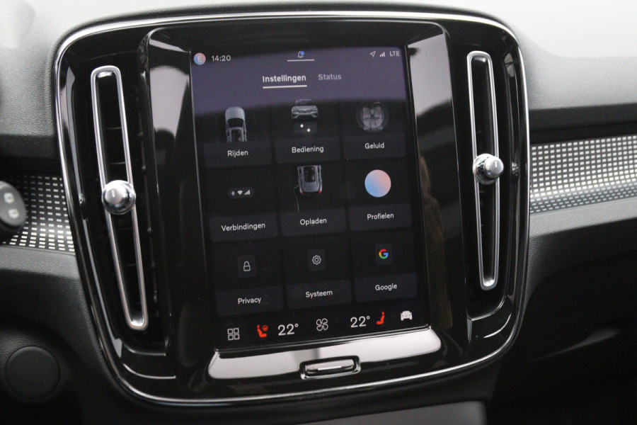 Volvo XC40 Recharge P8 AWD R-Design, SOH 92 %, Panoramadak, Leder, 4 x Stoelverwarming, H/K Sound, 360 Camera