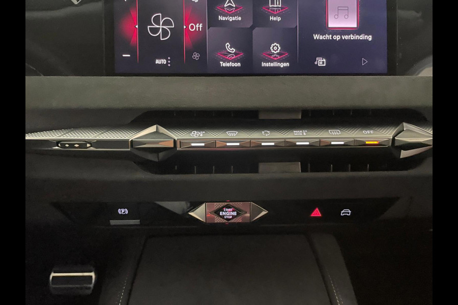 DS DS 4 1.2 Performance Line+ 130PK AUTOMAAT AIRCO CLIMA NAVI CRUISE APPLE CARPLAY ALCANTARA ZWARTE VELGEN CAMERA PDC NIEUWSTAAT