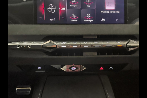 DS DS 4 1.2 Performance Line+ 130PK AUTOMAAT AIRCO CLIMA NAVI CRUISE APPLE CARPLAY ALCANTARA ZWARTE VELGEN CAMERA PDC NIEUWSTAAT