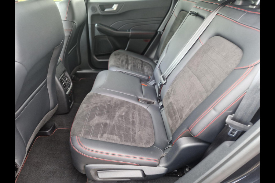 Ford Kuga 2.5 PHEV ST-Line X | Black Pack | 20 inch LMV Black met rode remklauwen | Elektrisch wegklapbare trekhaak | Winter Pack | Blind Spot System | Koplampen adaptief | Elektrische achterklep