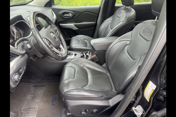 Jeep Cherokee 2.2 Overland Vol Opties!! Weinig Km !!