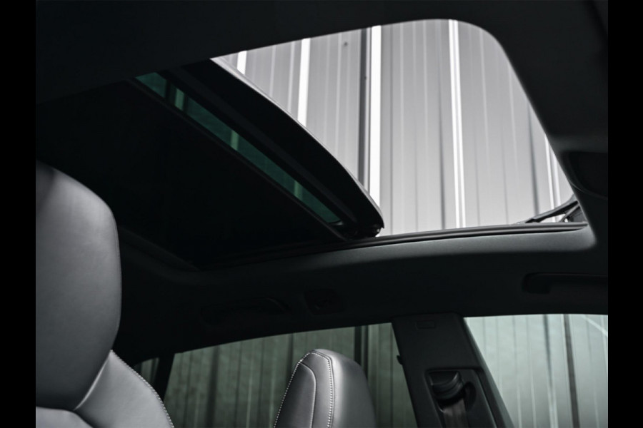 Audi Q8 60 TFSI e quattro Pro Line S Competition | Panoramadak | Luchtvering | B&O | Adaptive Cruise | Ambiance Interieur | 360 Camera | Memory Seats | Stuurverwarming |