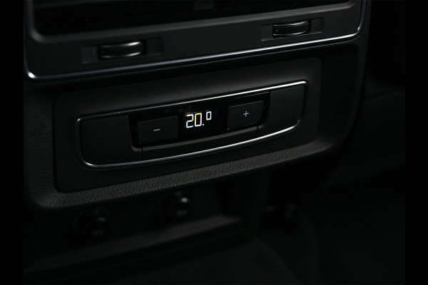 Audi Q8 60 TFSI e quattro Pro Line S Competition | Panoramadak | Luchtvering | B&O | Adaptive Cruise | Ambiance Interieur | 360 Camera | Memory Seats | Stuurverwarming |