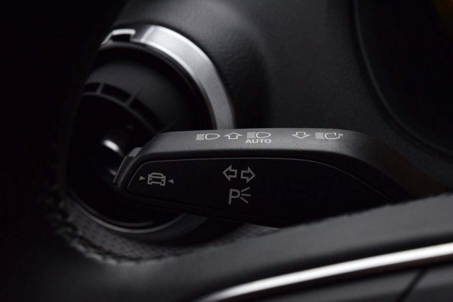 Audi Q2 35 TFSI S-Line|Leer|Virtual|Cam.|ACC|Elektr.klep