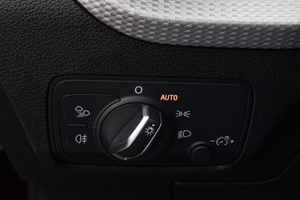 Audi Q2 35 TFSI S-Line|Leer|Virtual|Cam.|ACC|Elektr.klep