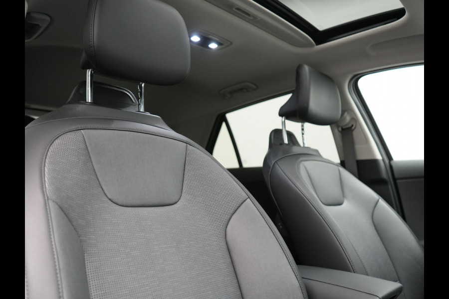 Kia Niro 1.6 GDi ExecutiveLine PHEV 182pk Dealer O.H. | Panodak | Adaptive Cruise | Head Up | Camera | Harman / Kardon | Lederen Sportstoelen Ventilatie & Memory | Blis | Keyless | Stuur Verwarmd | Apple Carplay | Sfeerverlichting | Navigatie |  Plug In Hybrid |