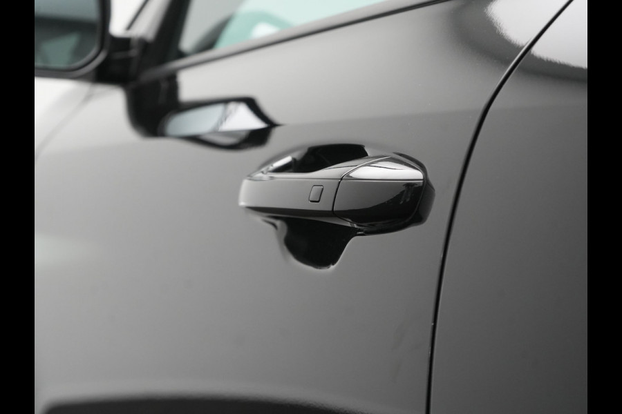 Kia Niro 1.6 GDi ExecutiveLine PHEV 182pk Dealer O.H. | Panodak | Adaptive Cruise | Head Up | Camera | Harman / Kardon | Lederen Sportstoelen Ventilatie & Memory | Blis | Keyless | Stuur Verwarmd | Apple Carplay | Sfeerverlichting | Navigatie |  Plug In Hybrid |