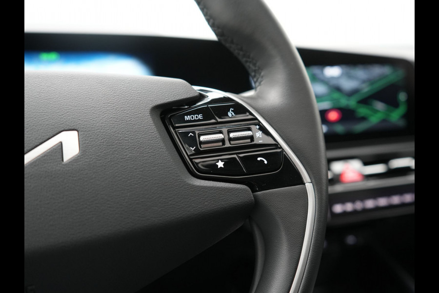 Kia Niro 1.6 GDi ExecutiveLine PHEV 182pk Dealer O.H. | Panodak | Adaptive Cruise | Head Up | Camera | Harman / Kardon | Lederen Sportstoelen Ventilatie & Memory | Blis | Keyless | Stuur Verwarmd | Apple Carplay | Sfeerverlichting | Navigatie |  Plug In Hybrid |