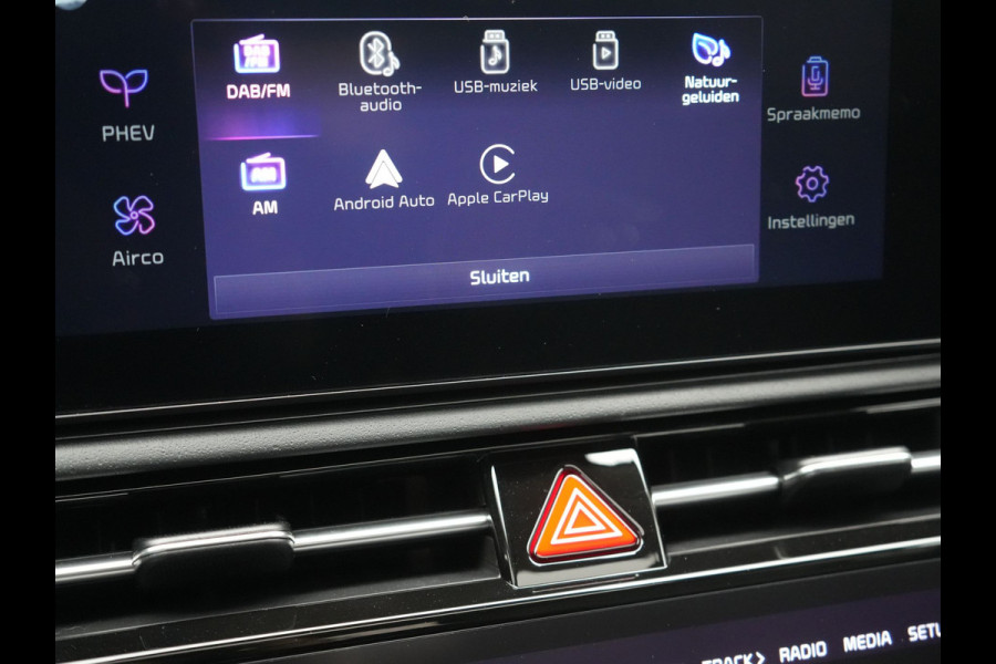 Kia Niro 1.6 GDi ExecutiveLine PHEV 182pk Dealer O.H. | Panodak | Adaptive Cruise | Head Up | Camera | Harman / Kardon | Lederen Sportstoelen Ventilatie & Memory | Blis | Keyless | Stuur Verwarmd | Apple Carplay | Sfeerverlichting | Navigatie |  Plug In Hybrid |