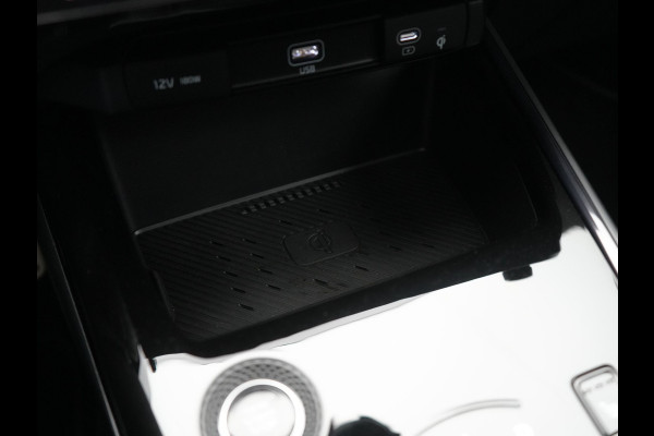 Kia Niro 1.6 GDi ExecutiveLine PHEV 182pk Dealer O.H. | Panodak | Adaptive Cruise | Head Up | Camera | Harman / Kardon | Lederen Sportstoelen Ventilatie & Memory | Blis | Keyless | Stuur Verwarmd | Apple Carplay | Sfeerverlichting | Navigatie |  Plug In Hybrid |