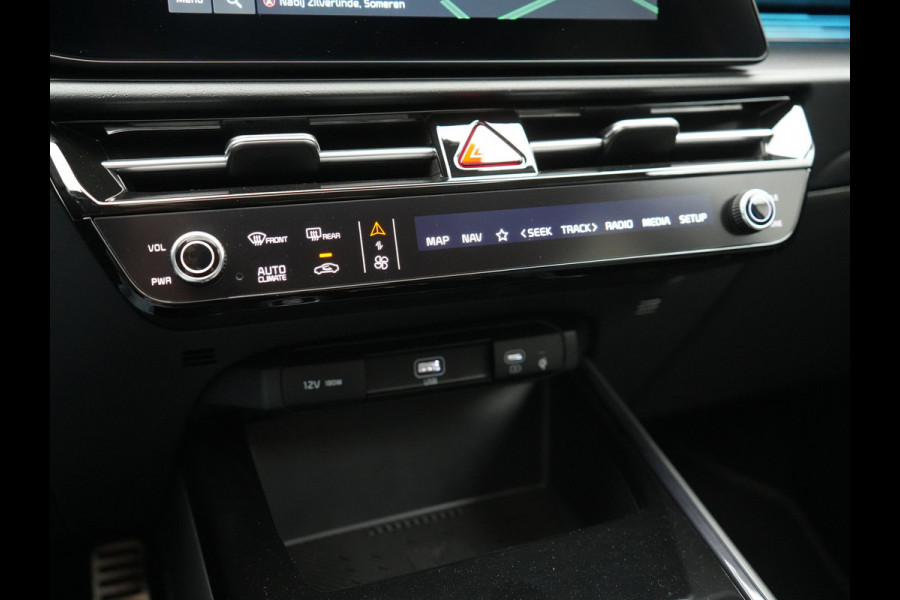 Kia Niro 1.6 GDi ExecutiveLine PHEV 182pk Dealer O.H. | Panodak | Adaptive Cruise | Head Up | Camera | Harman / Kardon | Lederen Sportstoelen Ventilatie & Memory | Blis | Keyless | Stuur Verwarmd | Apple Carplay | Sfeerverlichting | Navigatie |  Plug In Hybrid |