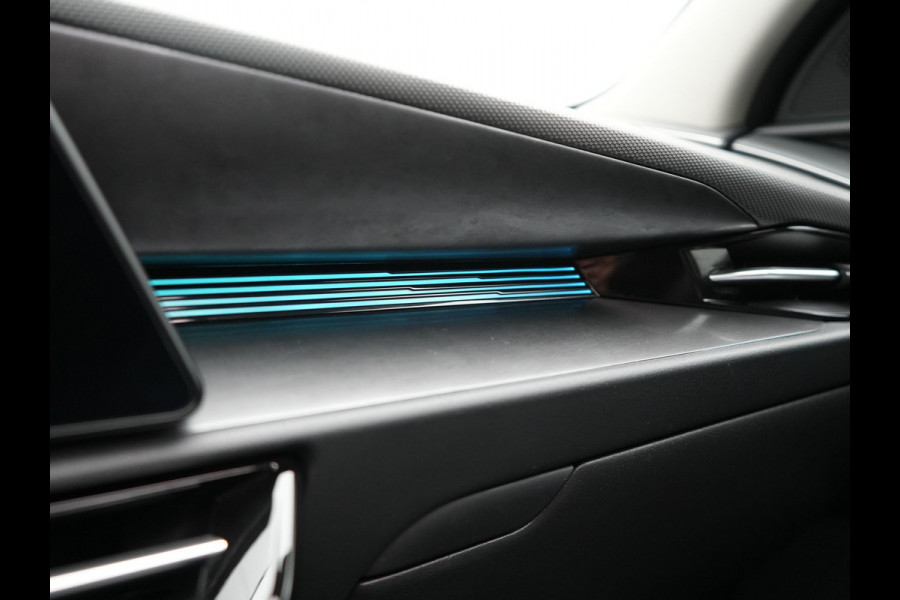 Kia Niro 1.6 GDi ExecutiveLine PHEV 182pk Dealer O.H. | Panodak | Adaptive Cruise | Head Up | Camera | Harman / Kardon | Lederen Sportstoelen Ventilatie & Memory | Blis | Keyless | Stuur Verwarmd | Apple Carplay | Sfeerverlichting | Navigatie |  Plug In Hybrid |