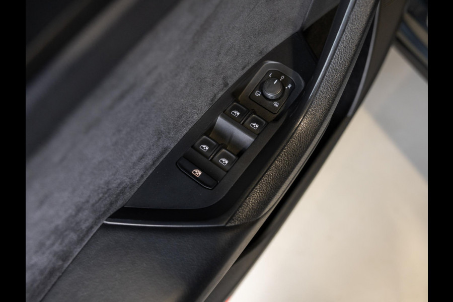 Škoda Kodiaq 2.0 TSI 4x4 Sport Line / 180pk / Trekhaak / Panorama dak / Dodehoek herkenning /