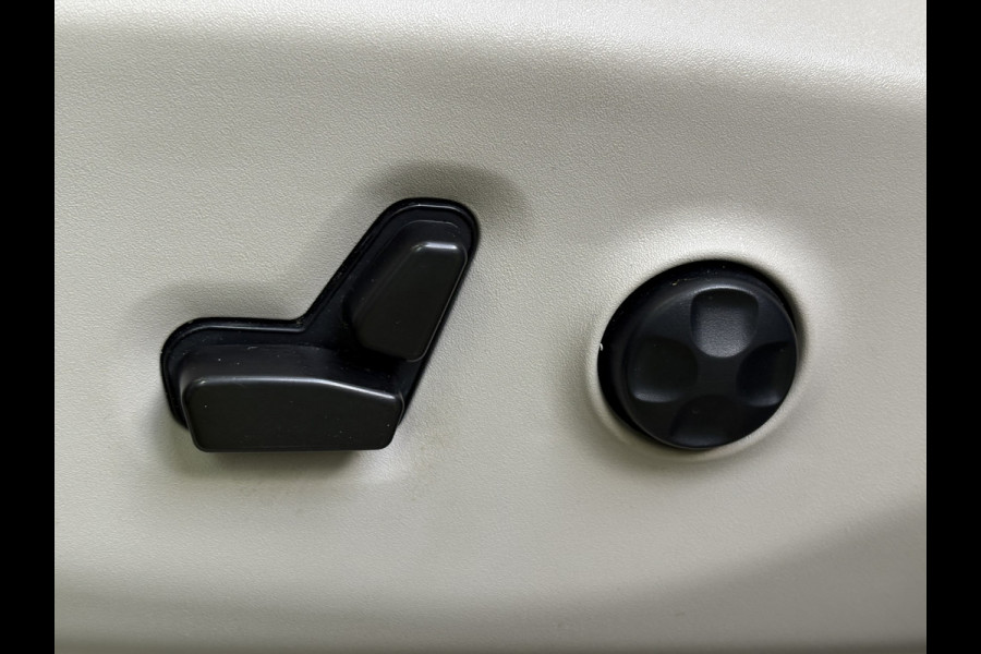 Chrysler Pacifica 3.6 V6 Hybrid PHEV LIMITED