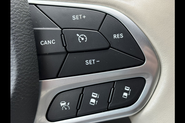 Chrysler Pacifica 3.6 V6 Hybrid PHEV LIMITED