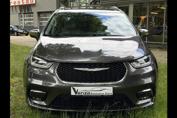 Chrysler Pacifica 3.6 V6 Hybrid PHEV LIMITED