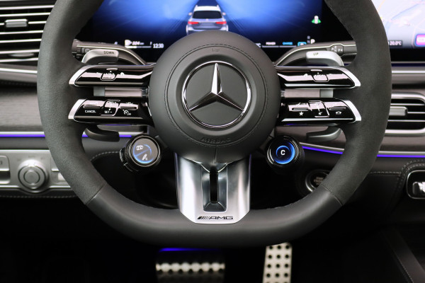 Mercedes-Benz GLS AMG 63 4MATIC+ Premium+ | Facelift | 612 PK | 7pers | Airmatic | Trekhaak | Comfortpakket Plus Achter | Burmester High End | Vlakkenverwarming | AMG Drivers Package | Distronic | Entertainment Achter | Massage |