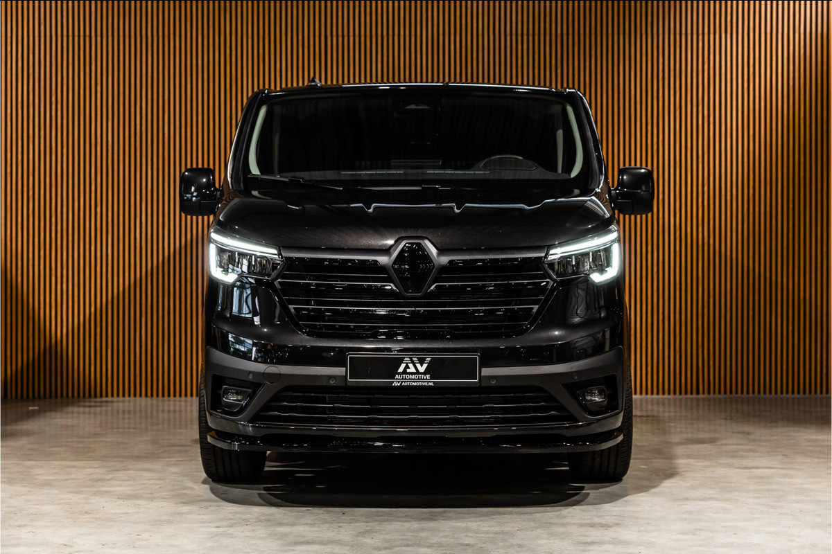 Renault Trafic 2.0 170 PK L2H1 DC | Dubbel Cabine | Navigatie | Blind Spot | Camera | CarPlay | Trekhaak | Stoelverwarming | Virtual Cockpit | 5-Zitter | Dubbel cabine | NAP Logisch | NL Auto