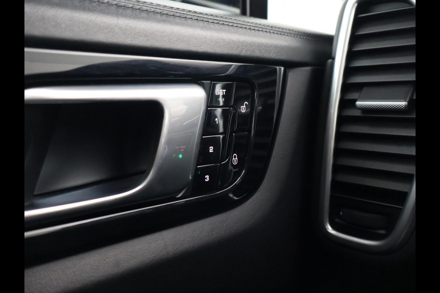 Porsche Cayenne 2.9 S 441 PK *BTW* + TREKHAAK WEGKL. 3500 KG | PANORAMA | LUCHTVERING | 360 CAMERA | 21 INCH