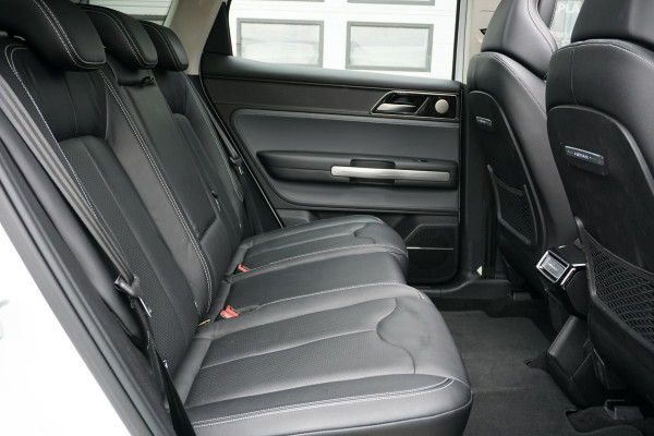 Aiways U5 63kWh Premium + PANORAMA / LEDER / ADAPTIVE CRUISE / 360 CAMERA