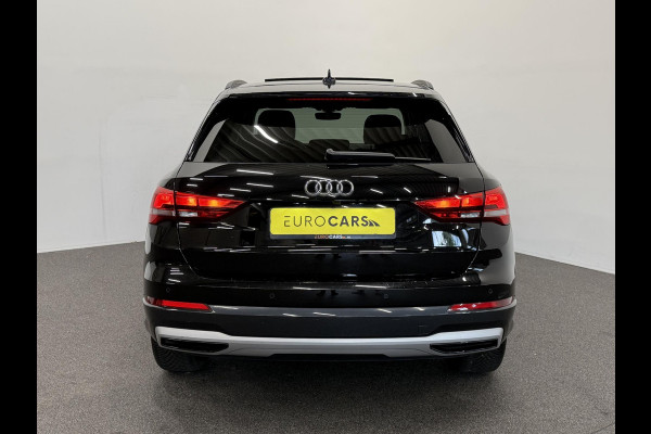 Audi Q3 35 TFSI Advanced Automaat Panoramadak Navigatie Apple Carplay/Android Auto 360 camera Parkeersensoren Cruise Control Alacantara Full Led Stoelverwarming Climate Control Lichtmetalen velgen