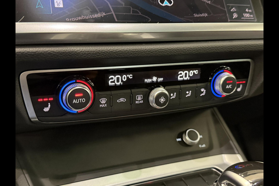 Audi Q3 35 TFSI Advanced Automaat Panoramadak Navigatie Apple Carplay/Android Auto 360 camera Parkeersensoren Cruise Control Alacantara Full Led Stoelverwarming Climate Control Lichtmetalen velgen