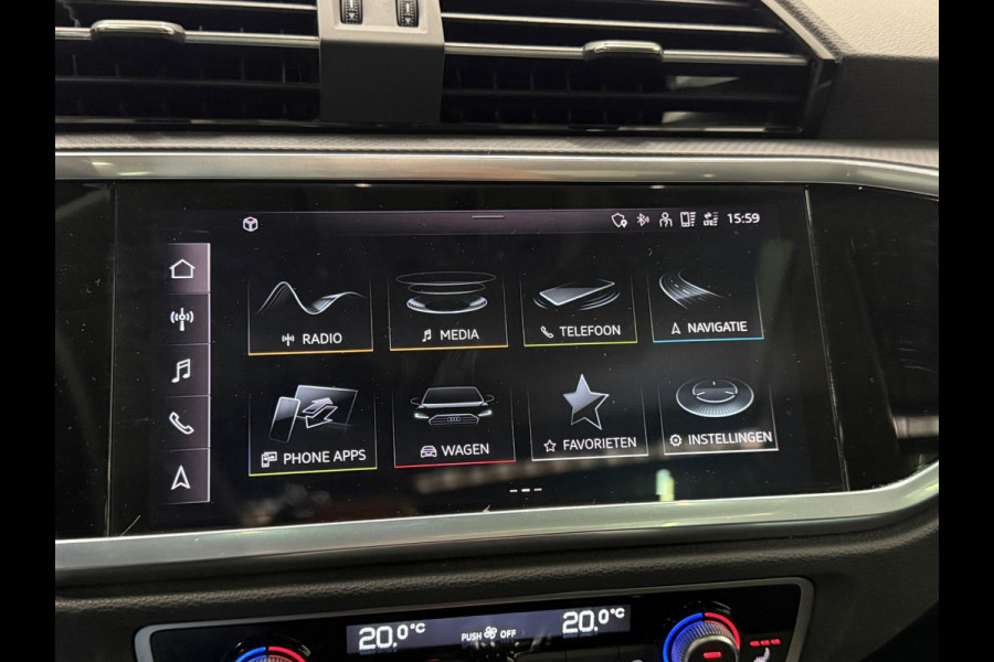 Audi Q3 35 TFSI Advanced Automaat Panoramadak Navigatie Apple Carplay/Android Auto 360 camera Parkeersensoren Cruise Control Alacantara Full Led Stoelverwarming Climate Control Lichtmetalen velgen