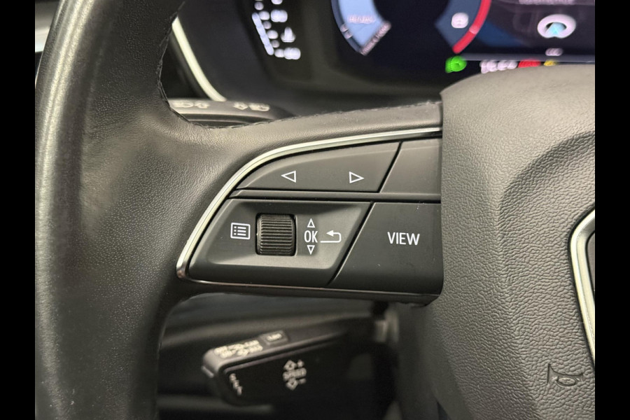 Audi Q3 35 TFSI Advanced Automaat Panoramadak Navigatie Apple Carplay/Android Auto 360 camera Parkeersensoren Cruise Control Alacantara Full Led Stoelverwarming Climate Control Lichtmetalen velgen