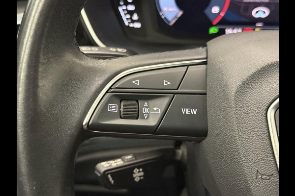Audi Q3 35 TFSI Advanced Automaat Panoramadak Navigatie Apple Carplay/Android Auto 360 camera Parkeersensoren Cruise Control Alacantara Full Led Stoelverwarming Climate Control Lichtmetalen velgen