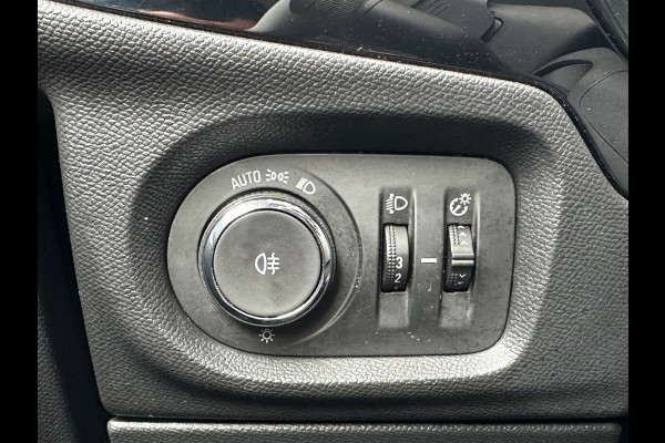 Opel Corsa 1.2 Elegance Aut Leer Airco Camera Carplay PDC