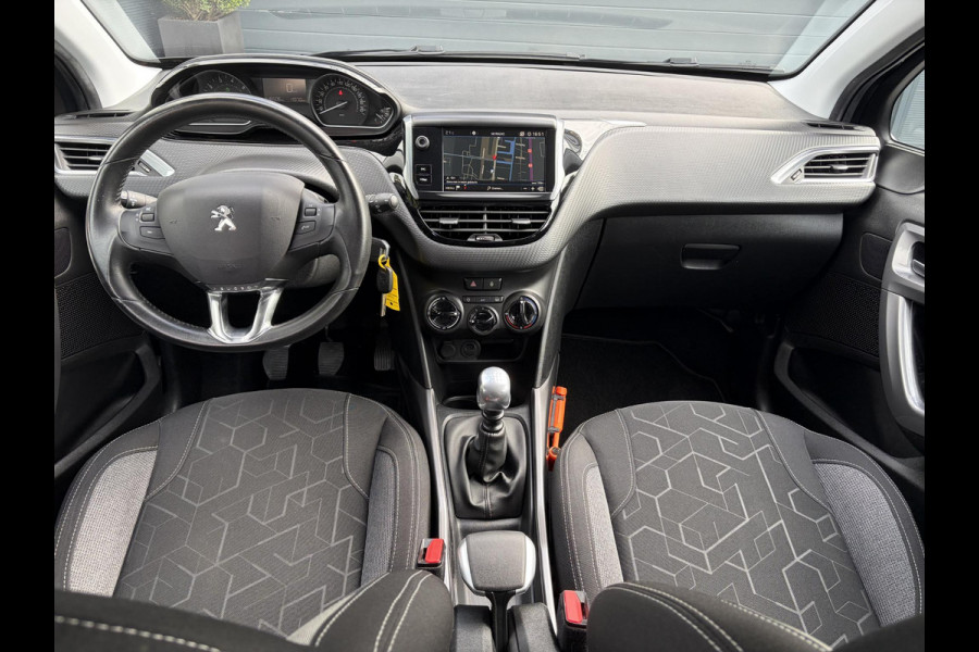Peugeot 2008 1.2 PureTech Blue Lion 2e Eigenaar,131pk,Carplay,Navi,Dealer Onderhouden,6 Bak,D-riem vv in 2024,Pdc,N.A.P,Apk tot 04-2027