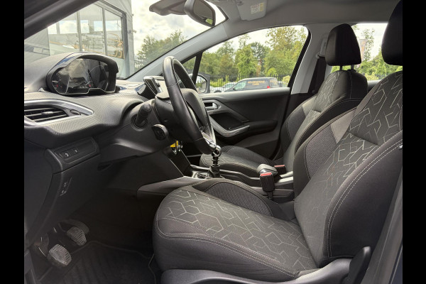 Peugeot 2008 1.2 PureTech Blue Lion 2e Eigenaar,131pk,Carplay,Navi,Dealer Onderhouden,6 Bak,D-riem vv in 2024,Pdc,N.A.P,Apk tot 04-2027