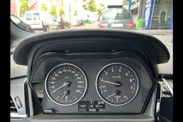 BMW 2 Serie Active Tourer 220i High Executive Aut Navi Clima PDC Stoelverwarming