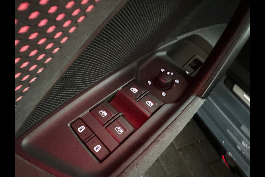 Audi RS3 Sportback 2.5 TFSI quattro Pano|Kuip|HuD|Sonos|PPF
