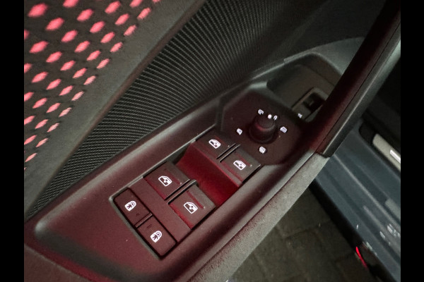 Audi RS3 Sportback 2.5 TFSI quattro Pano|Kuip|HuD|Sonos|PPF