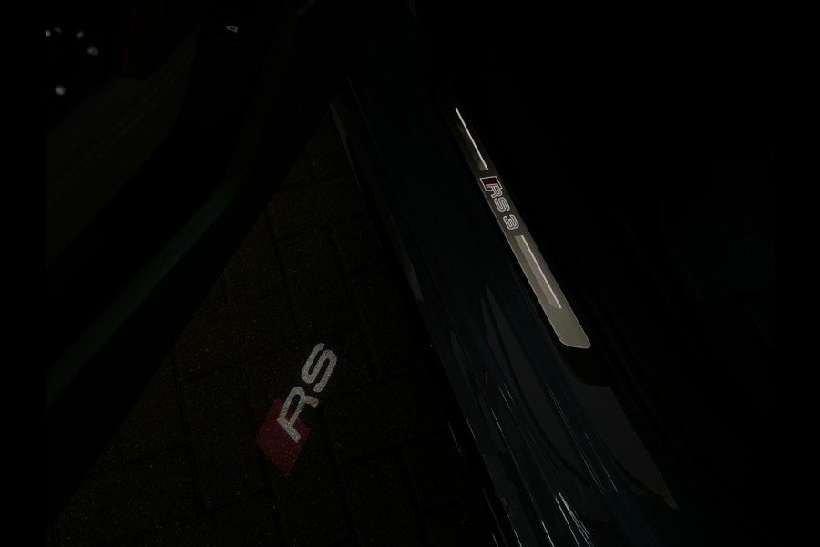 Audi RS3 Sportback 2.5 TFSI quattro Pano|Kuip|HuD|Sonos|PPF