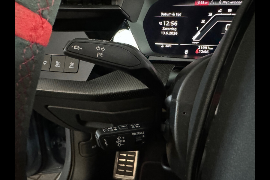 Audi RS3 Sportback 2.5 TFSI quattro Pano|Kuip|HuD|Sonos|PPF