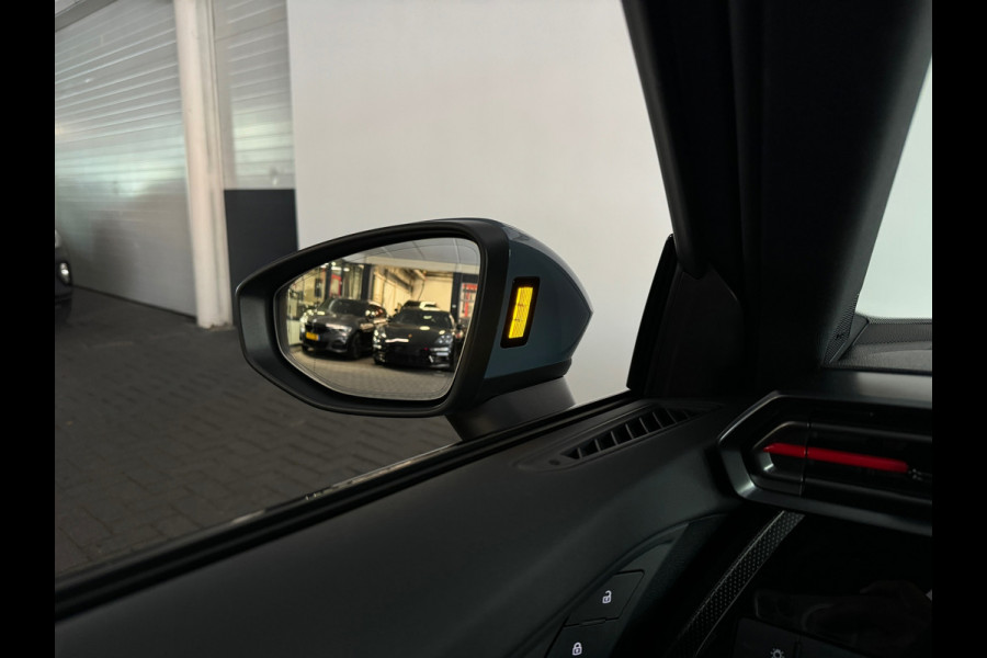 Audi RS3 Sportback 2.5 TFSI quattro Pano|Kuip|HuD|Sonos|PPF