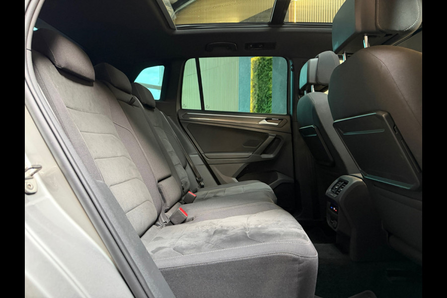 Volkswagen Tiguan 1.5 TSI ACT Highline R-LINE |PANO|KEYLESS|DEALER ONDERHOUDEN|NAP|19 INCH|CAMERA|